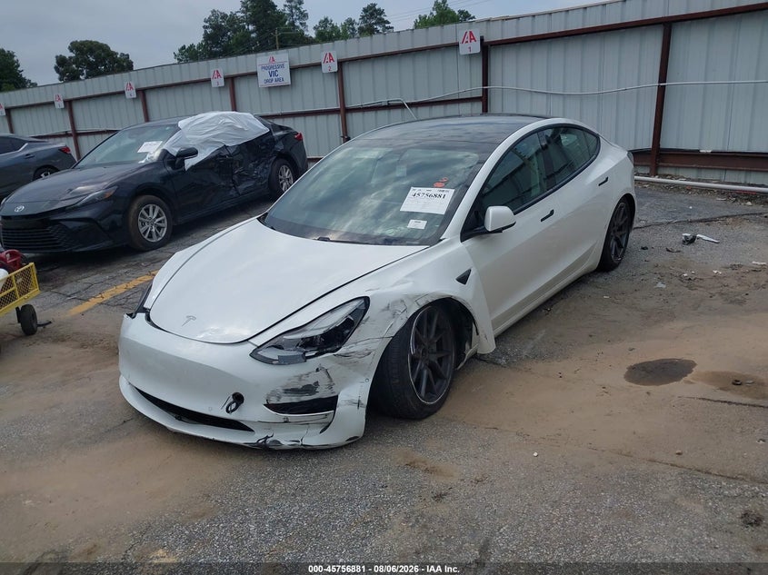 TESLA MODEL 3 - zdjęcie 2