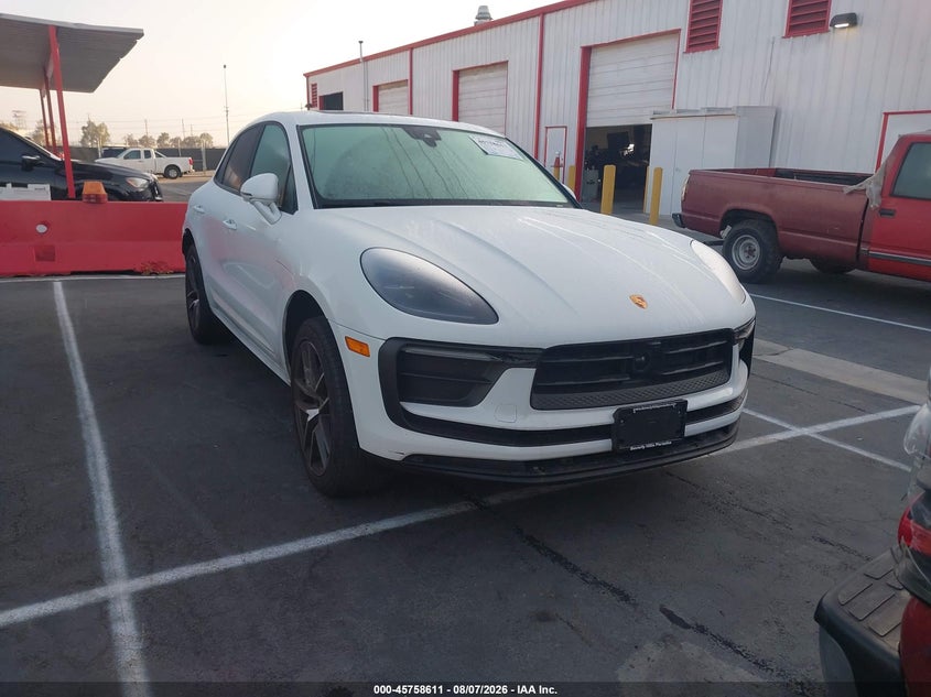 PORSCHE MACAN - zdjęcie 1