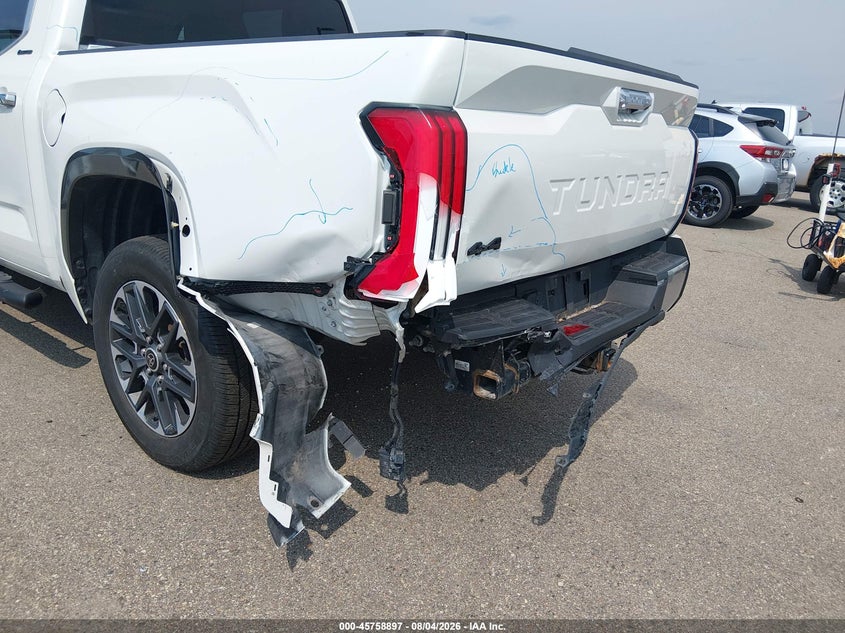TOYOTA TUNDRA - zdjęcie 6