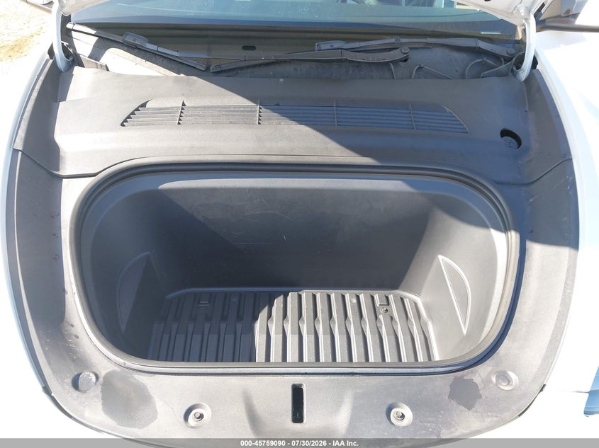 TESLA MODEL Y - zdjęcie 10