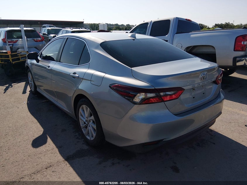 TOYOTA CAMRY - zdjęcie 3