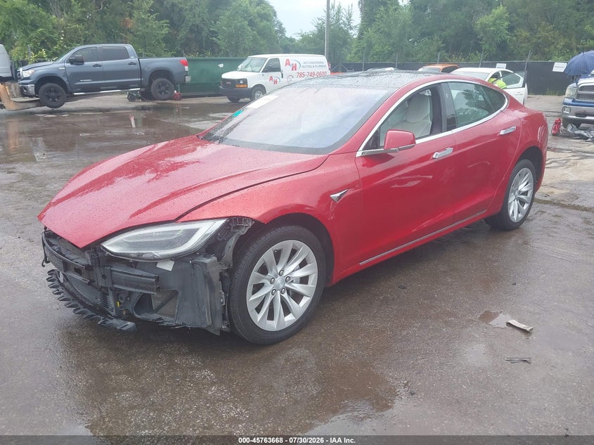 TESLA MODEL S - zdjęcie 2