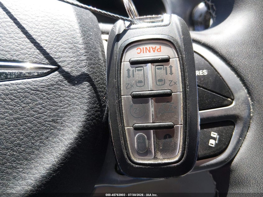 CHRYSLER PACIFICA HYBRID - zdjęcie 11