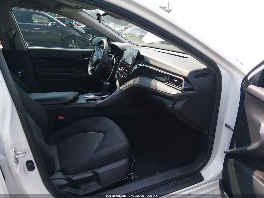 TOYOTA CAMRY - zdjęcie 5