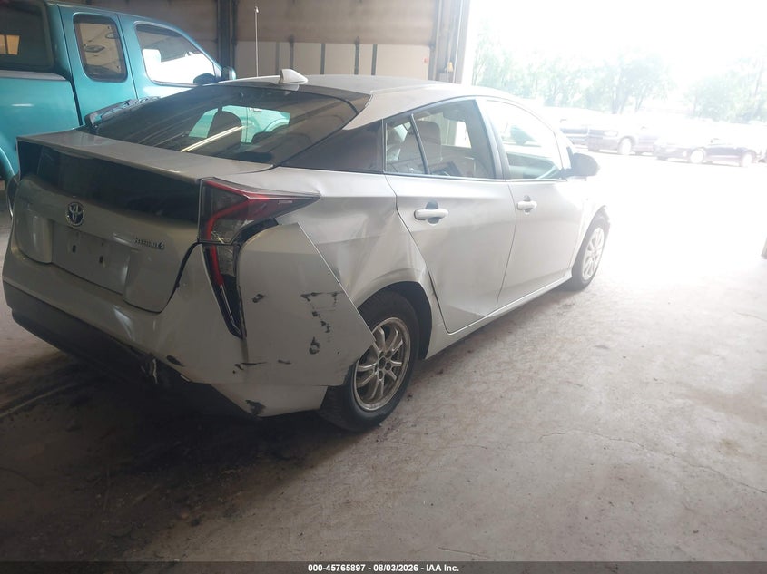 TOYOTA PRIUS - zdjęcie 4
