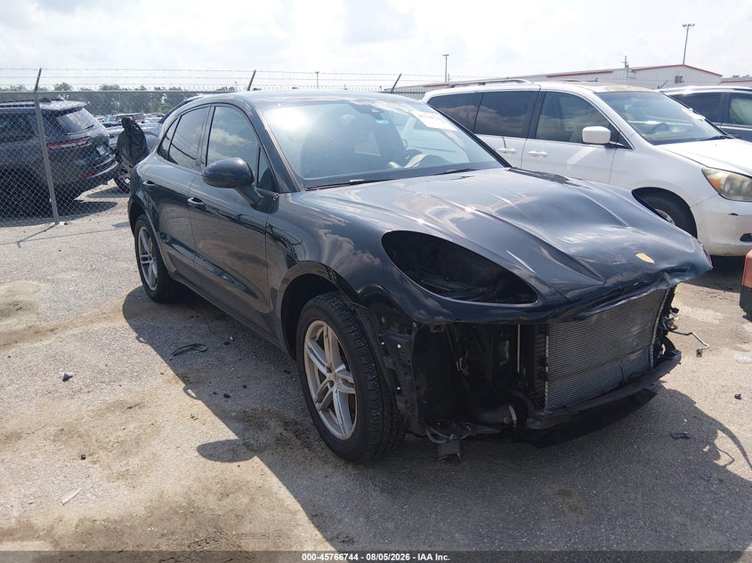 PORSCHE MACAN - zdjęcie 1