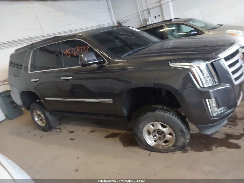 CADILLAC ESCALADE - zdjęcie 13
