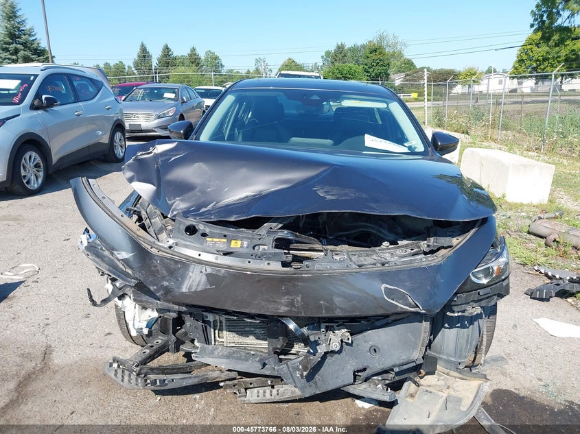 MAZDA MAZDA3 - zdjęcie 13