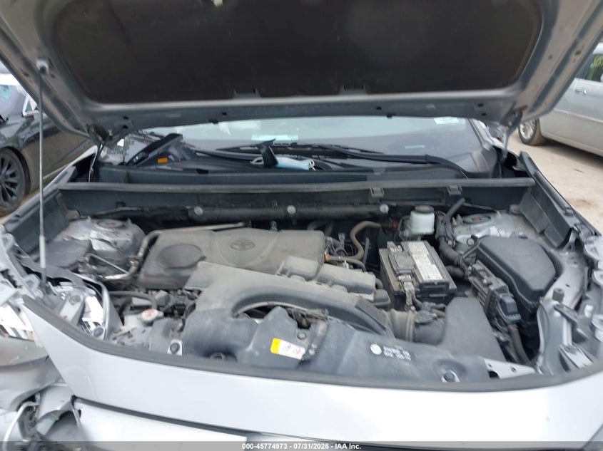 TOYOTA RAV4 - zdjecie 10