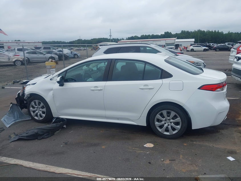 TOYOTA COROLLA - zdjęcie 14