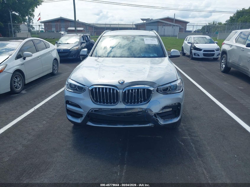 BMW X3 - zdjęcie 6