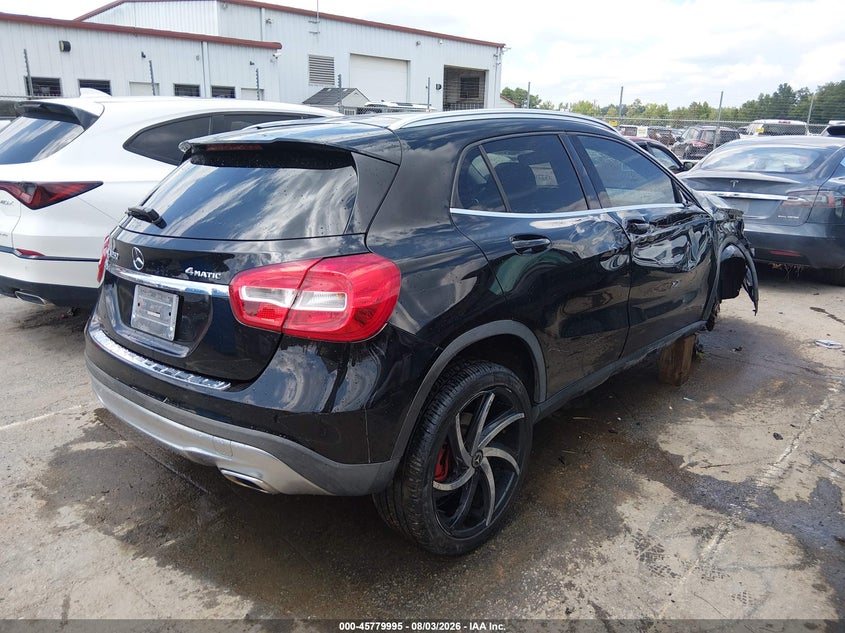 MERCEDES-BENZ GLA 250 - zdjęcie 4