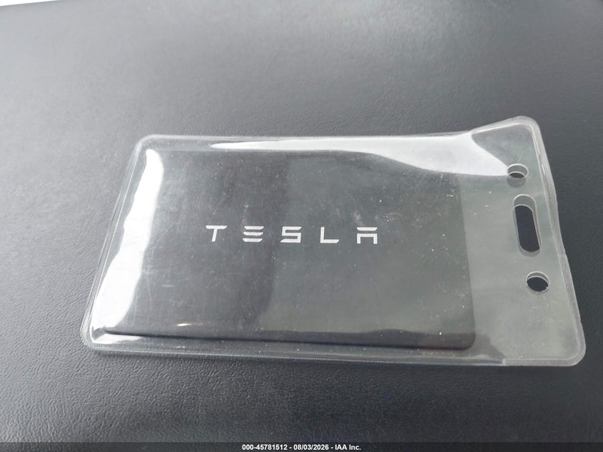 TESLA MODEL 3 - zdjęcie 10