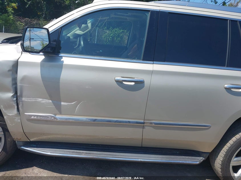 CADILLAC ESCALADE - zdjęcie 15