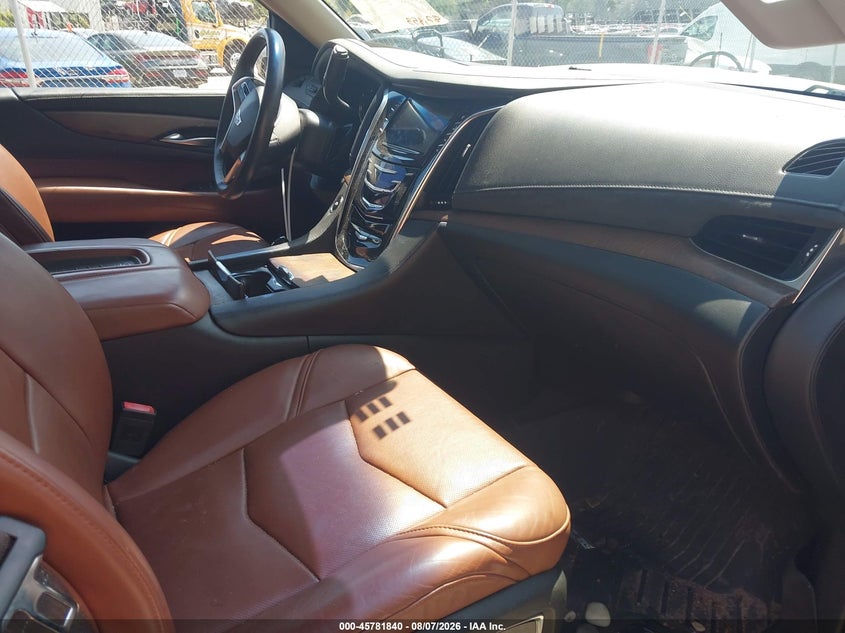 CADILLAC ESCALADE - zdjęcie 5
