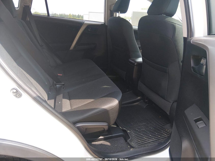 TOYOTA RAV4 - zdjęcie 8