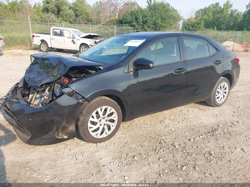 TOYOTA COROLLA - zdjęcie 2