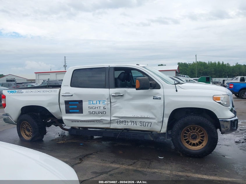 TOYOTA TUNDRA - zdjęcie 13