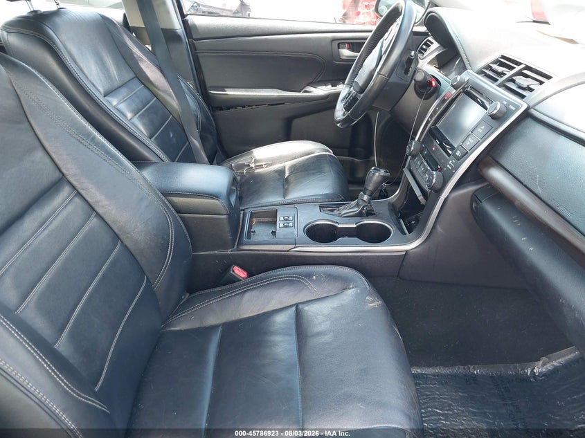 TOYOTA CAMRY - zdjęcie 5