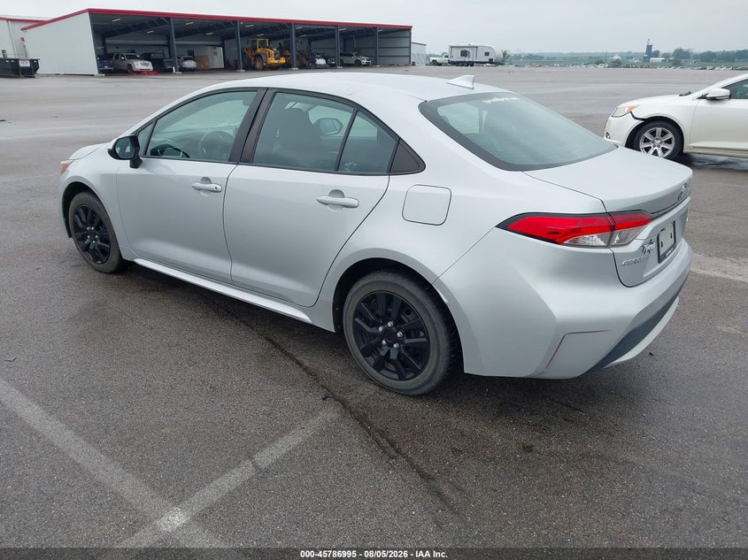 TOYOTA COROLLA - zdjęcie 3
