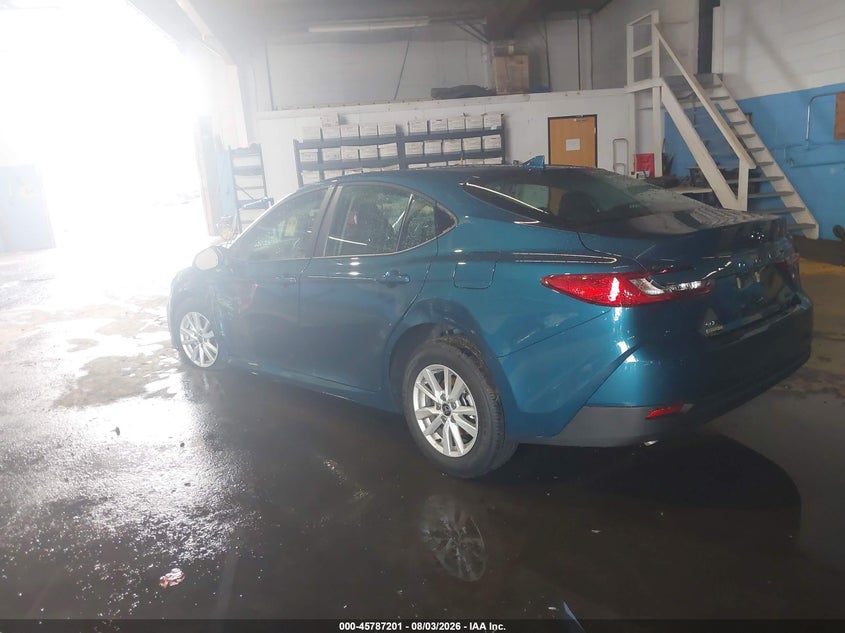 TOYOTA CAMRY - zdjęcie 3