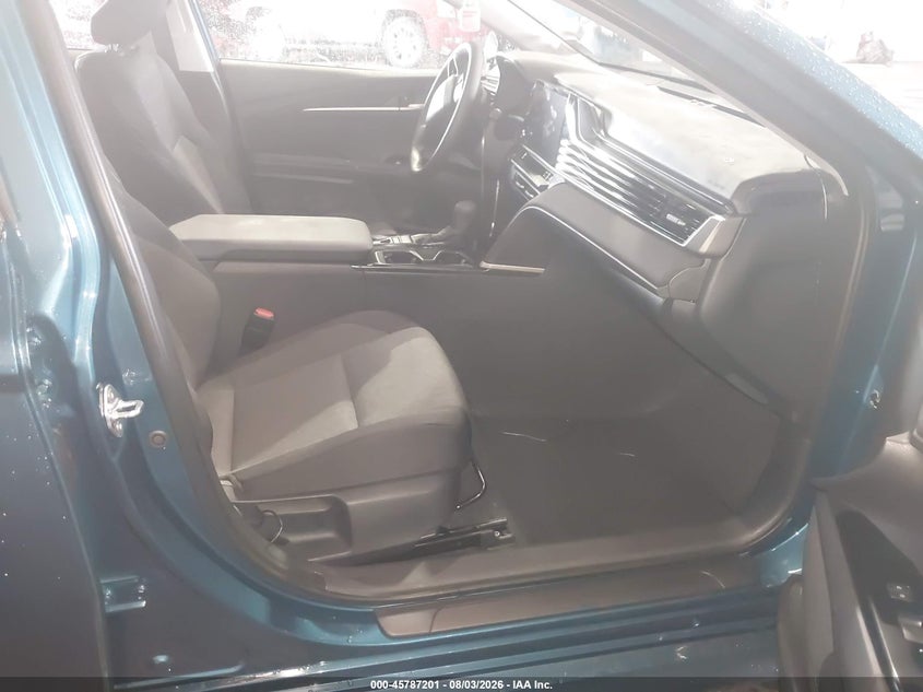 TOYOTA CAMRY - zdjęcie 5