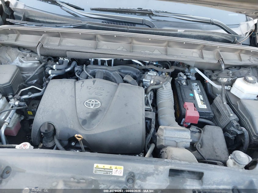 TOYOTA HIGHLANDER - zdjęcie 10