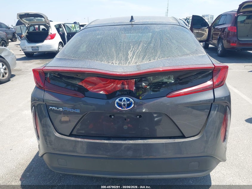 TOYOTA PRIUS PRIME - zdjęcie 17