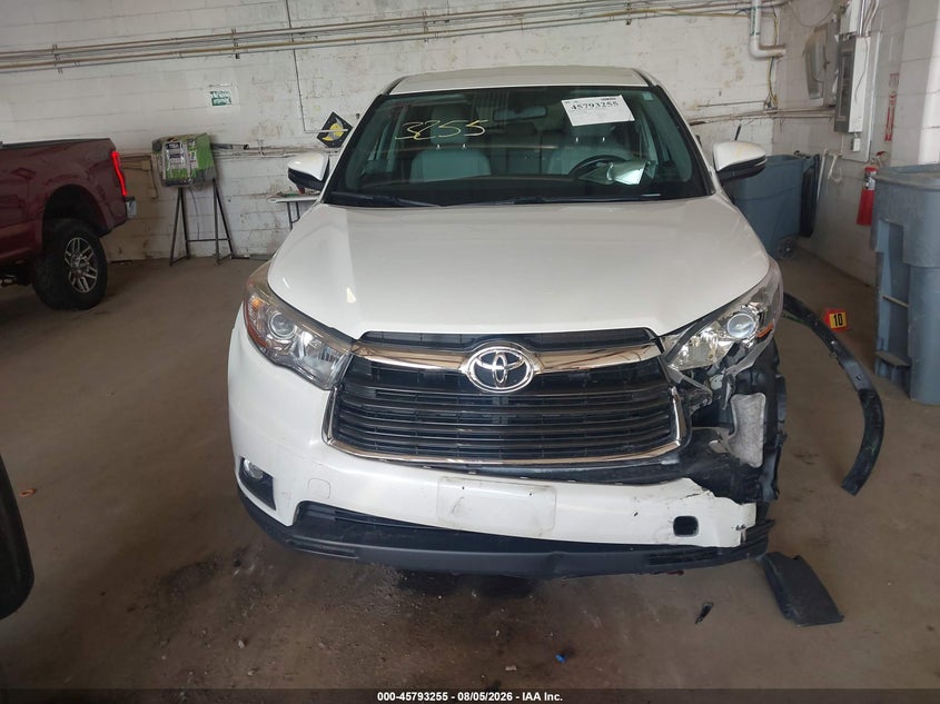 TOYOTA HIGHLANDER - zdjęcie 12
