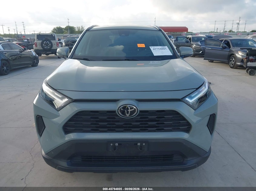 TOYOTA RAV4 - zdjęcie 13