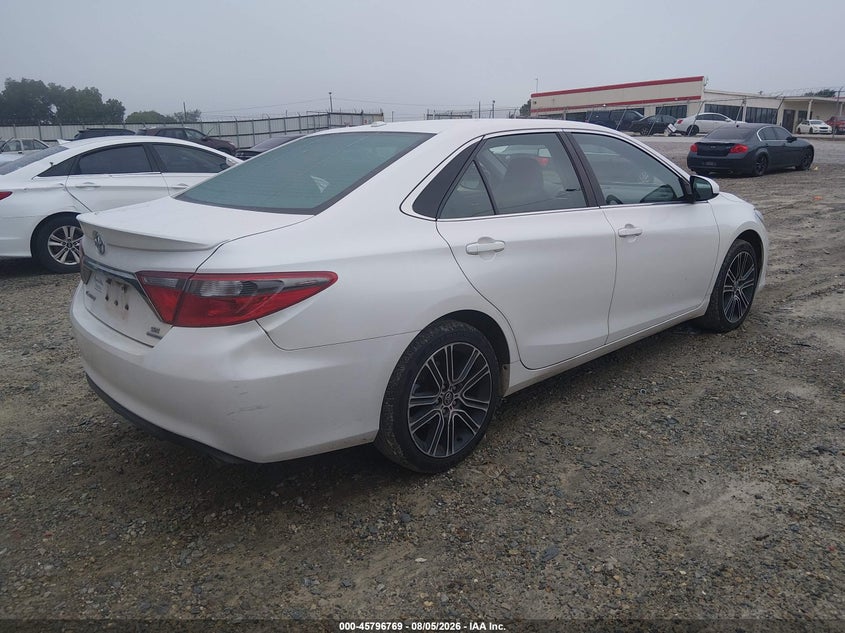 TOYOTA CAMRY - zdjęcie 4