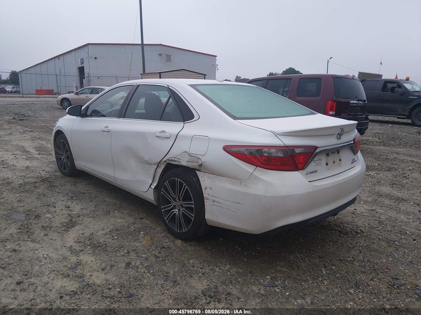 TOYOTA CAMRY - zdjęcie 6
