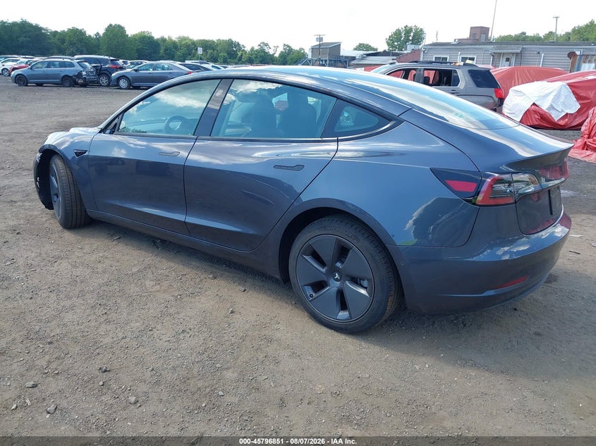 TESLA MODEL 3 - zdjęcie 3