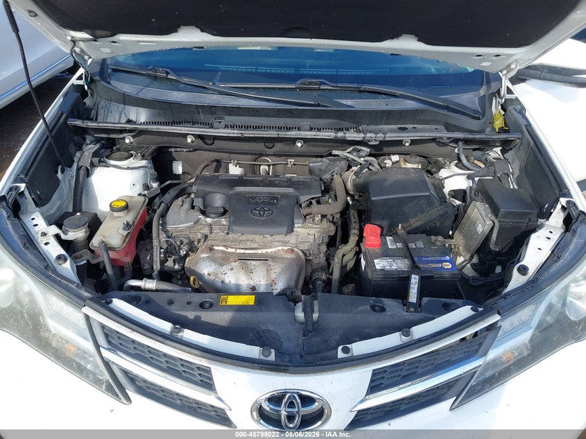 TOYOTA RAV4 - zdjęcie 10