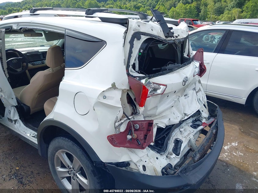 TOYOTA RAV4 - zdjęcie 18