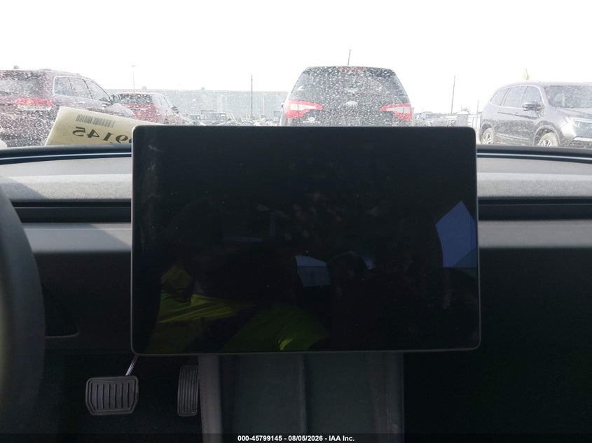 TESLA MODEL 3 - zdjęcie 17