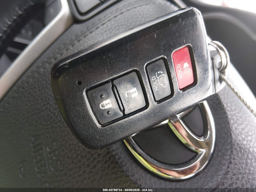 TOYOTA HIGHLANDER - zdjęcie 11