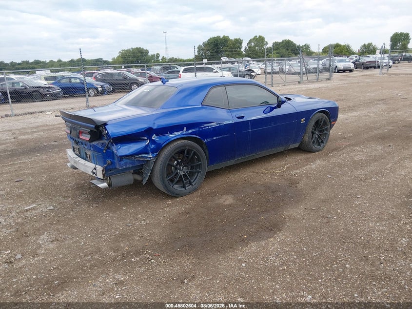 DODGE CHALLENGER - zdjęcie 4