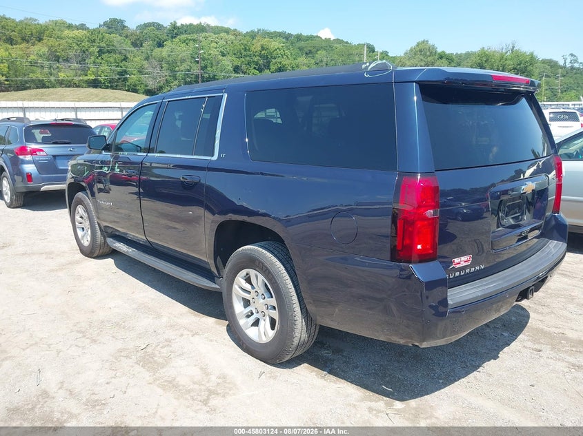 CHEVROLET SUBURBAN - zdjęcie 18