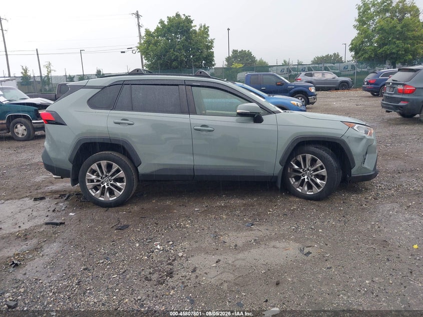 TOYOTA RAV4 - zdjęcie 14