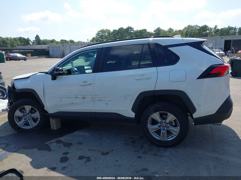 TOYOTA RAV4 - zdjęcie 15