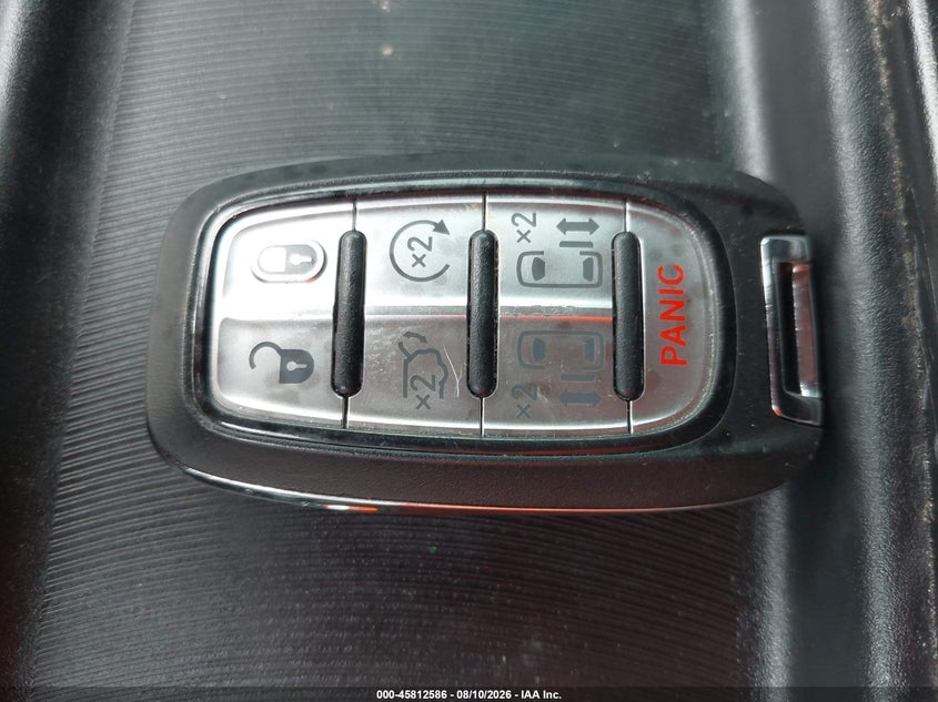 CHRYSLER PACIFICA - zdjęcie 11