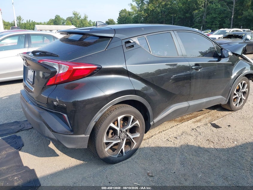 TOYOTA C-HR - zdjęcie 4