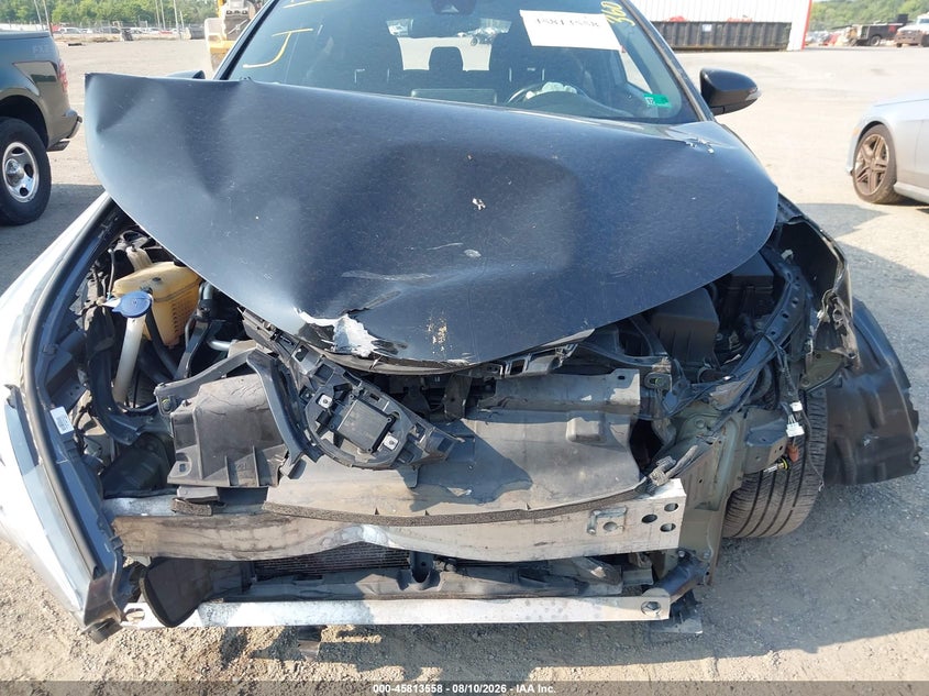 TOYOTA C-HR - zdjęcie 6