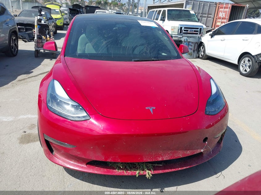 TESLA MODEL 3 - zdjęcie 12