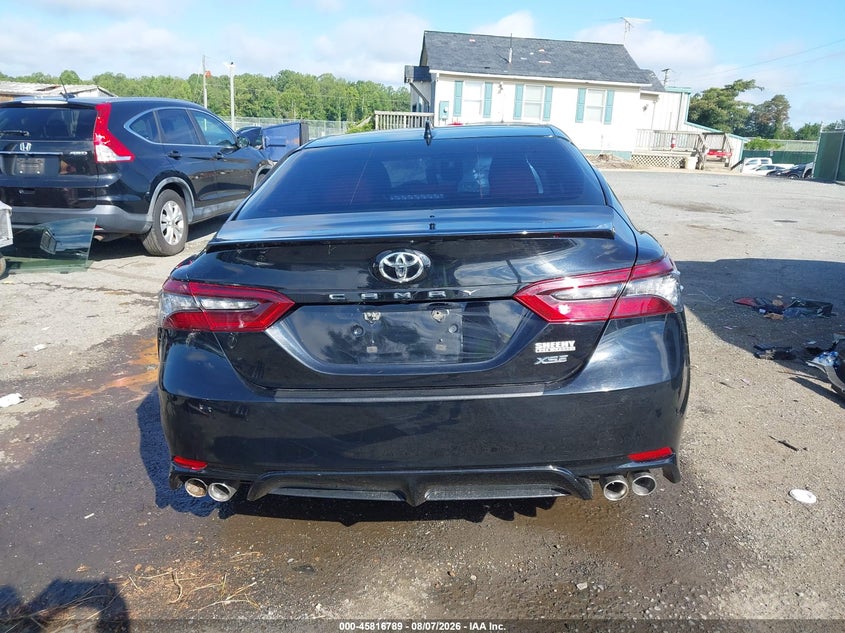 TOYOTA CAMRY - zdjęcie 16