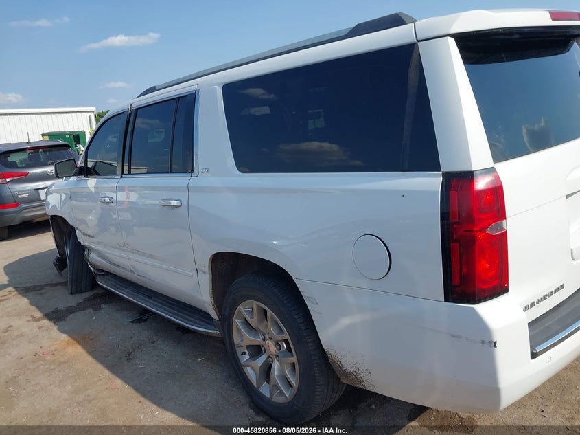 CHEVROLET SUBURBAN - zdjęcie 14