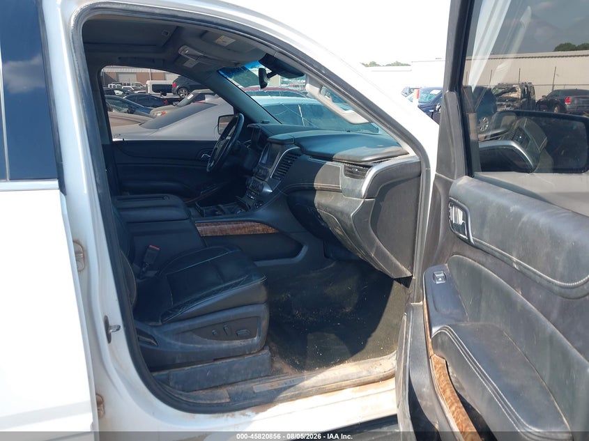 CHEVROLET SUBURBAN - zdjęcie 5