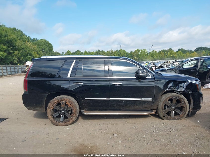 CADILLAC ESCALADE - zdjęcie 13