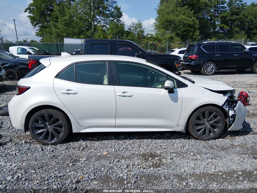 TOYOTA COROLLA - zdjęcie 14
